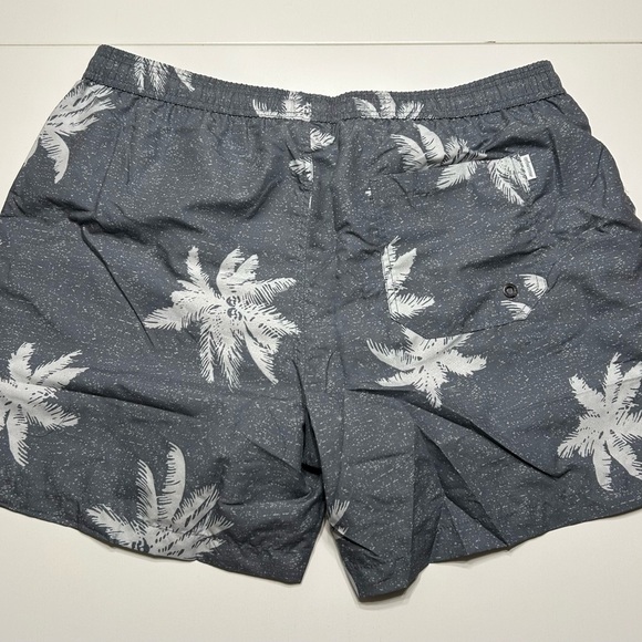 NWOT Men's Gray Palm Tree Swim Shorts - Picture 2 of 3